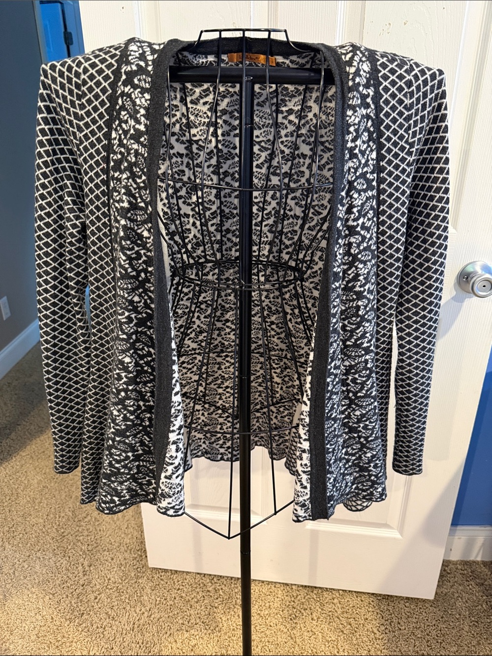 Belldini Black & White Open-Front Patterned Cardigan Large